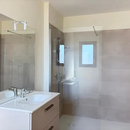 מלון דירות Claila Appart-hotel Abzac (Gironde)