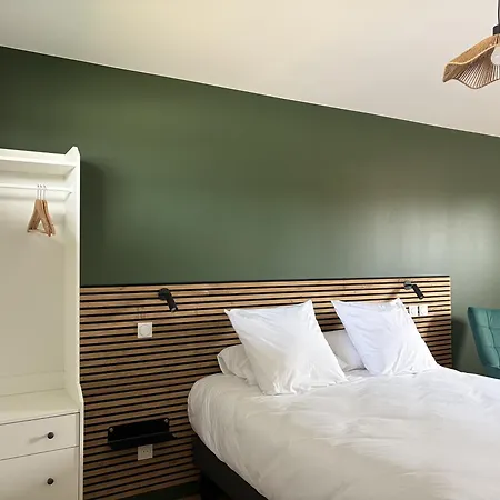 Claila Appart-hotel מלון דירות Abzac (Gironde)